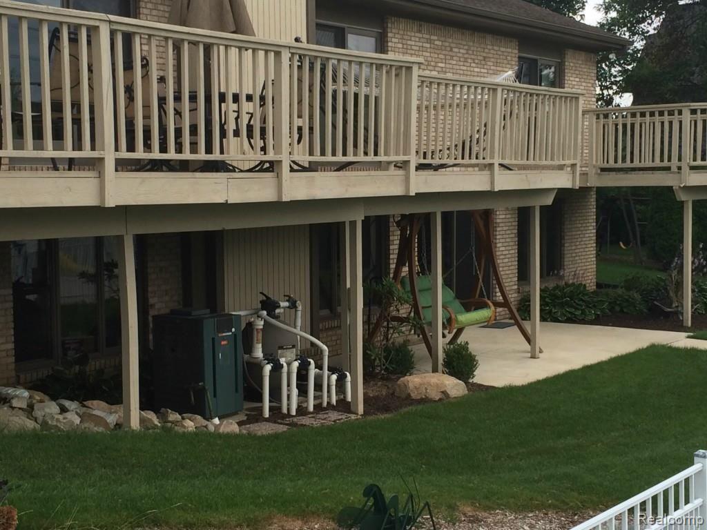 6361 Woodcrest Ridge Clarkston, MI 48346 - Photo 15 of 40 055.jpg