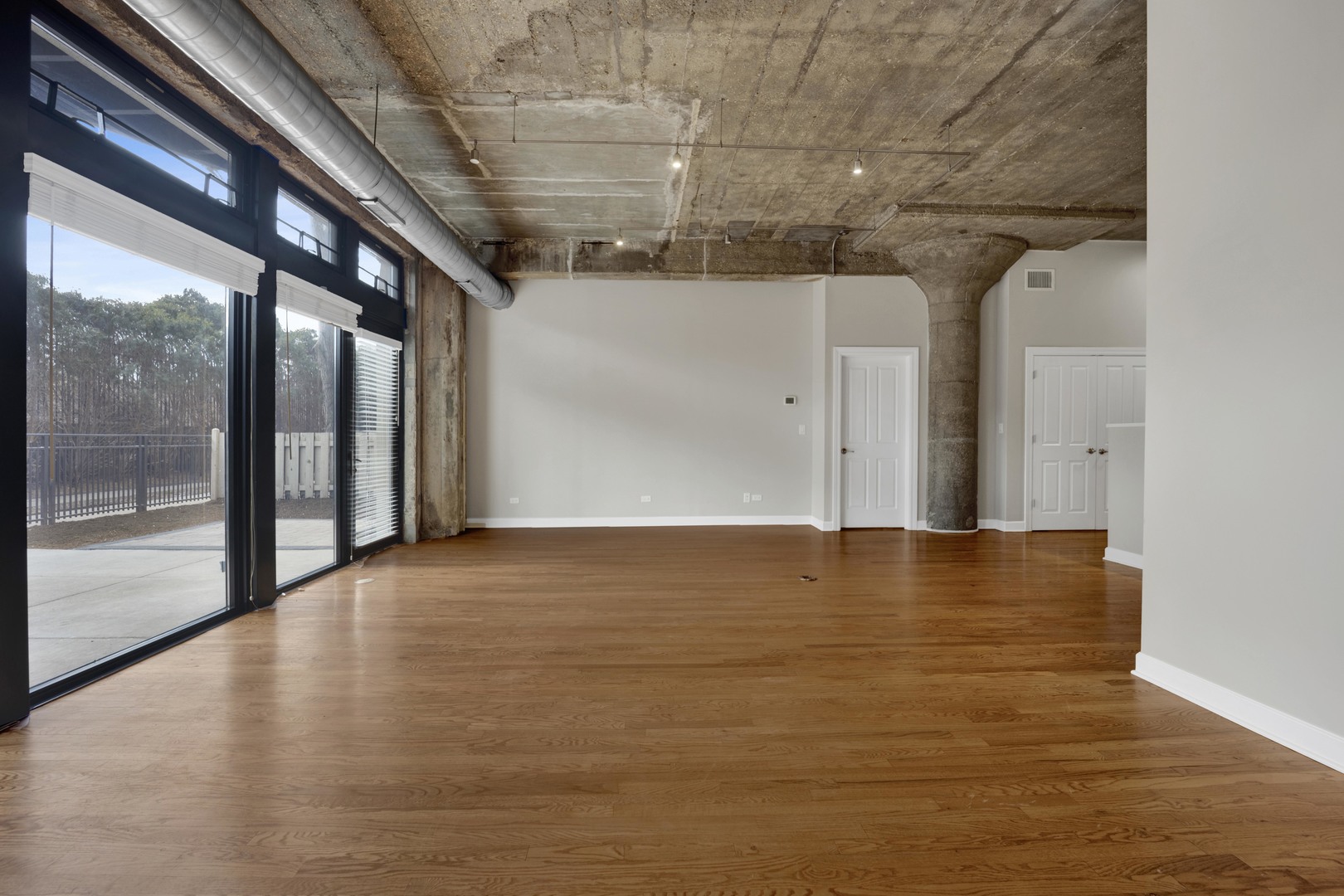 1071 West 15th Street, Unit 109 Chicago, IL 60608 - Photo 12 of 31