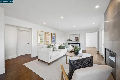 $2,250,000 | 342 Constance Place, Moraga, CA 94556