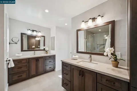 $2,250,000 | 342 Constance Place, Moraga, CA 94556