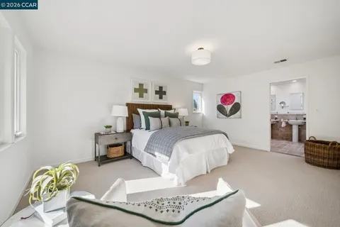 $2,250,000 | 342 Constance Place, Moraga, CA 94556