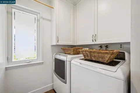 $2,250,000 | 342 Constance Place, Moraga, CA 94556