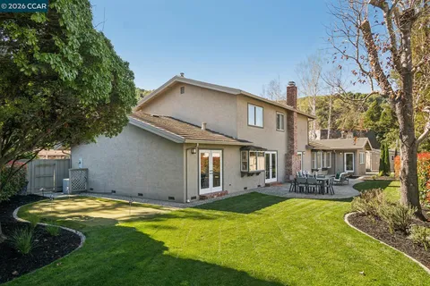 $2,250,000 | 342 Constance Place, Moraga, CA 94556