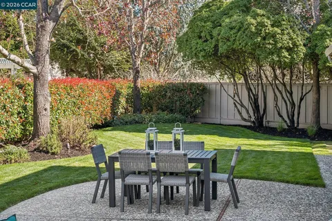 $2,250,000 | 342 Constance Place, Moraga, CA 94556