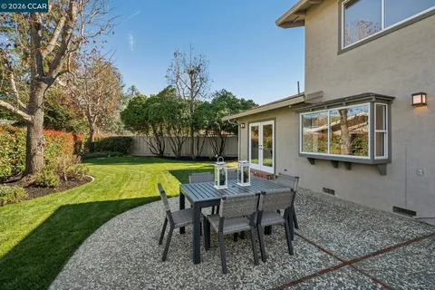 $2,250,000 | 342 Constance Place, Moraga, CA 94556