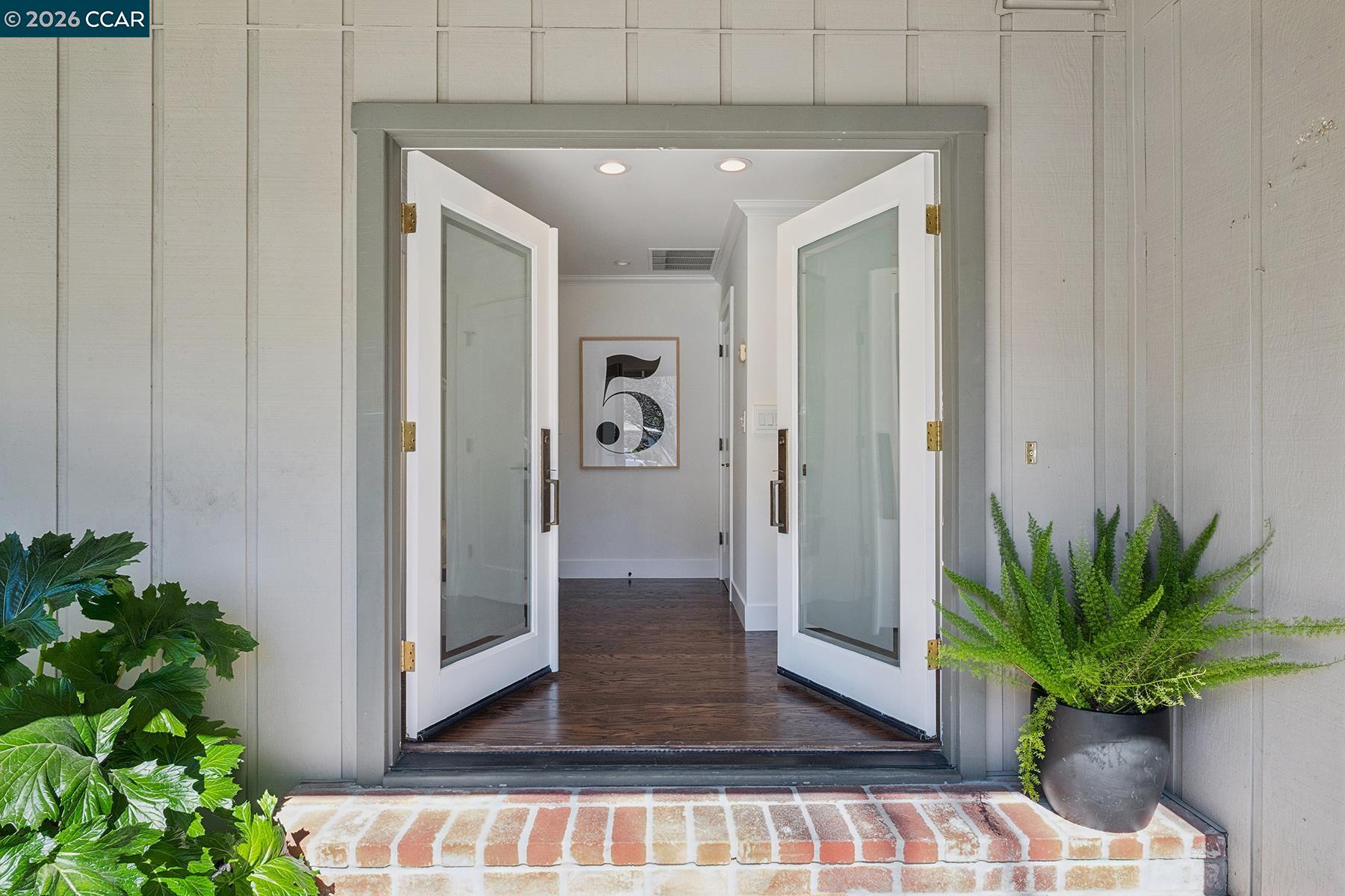 342 Constance Place Moraga, CA 94556 - Photo 5 of 38