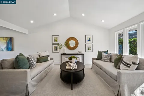 $2,250,000 | 342 Constance Place, Moraga, CA 94556