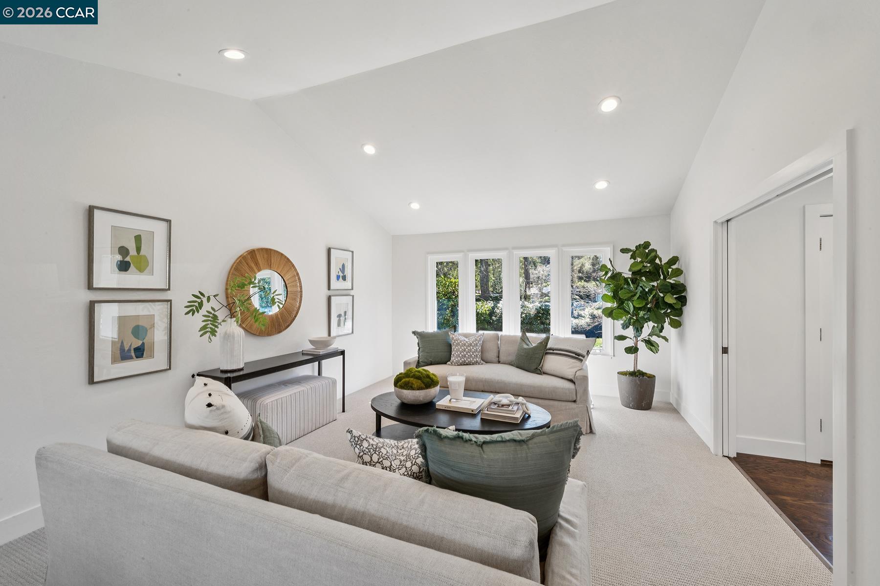 342 Constance Place Moraga, CA 94556 - Photo 7 of 38