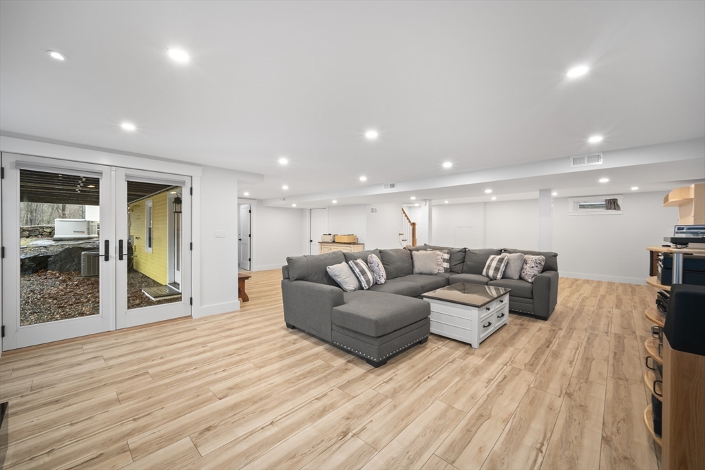 53 Grogan Path Marlborough, MA 01752 - Photo 34 of 40