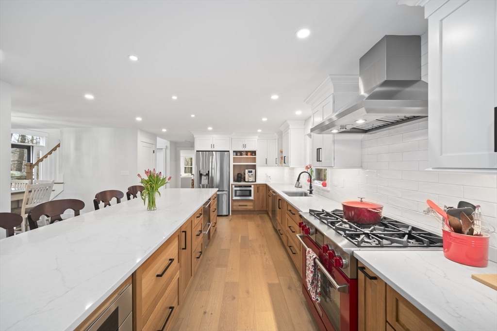 53 Grogan Path Marlborough, MA 01752 - Photo 5 of 40