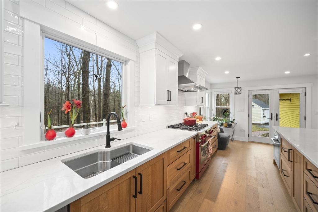 53 Grogan Path Marlborough, MA 01752 - Photo 7 of 40