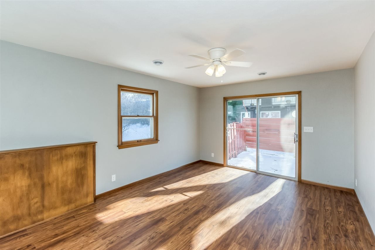 101 31st Street Southwest Cedar Rapids, IA 52404 - Photo 1 of 4 Gallery Image 1