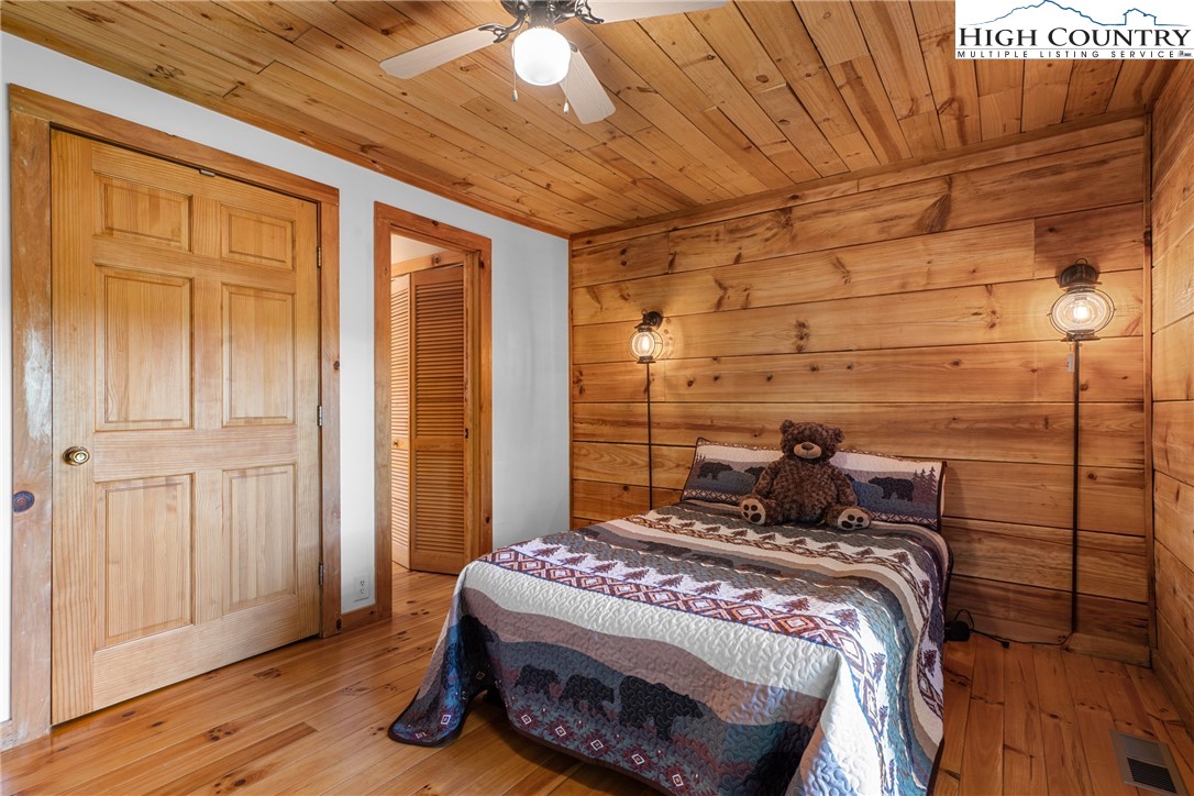 348 Laurelwood Lane Boone, NC 28607 - Photo 15 of 28