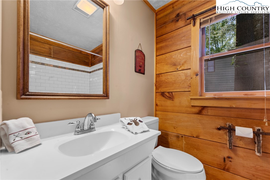 348 Laurelwood Lane Boone, NC 28607 - Photo 19 of 28