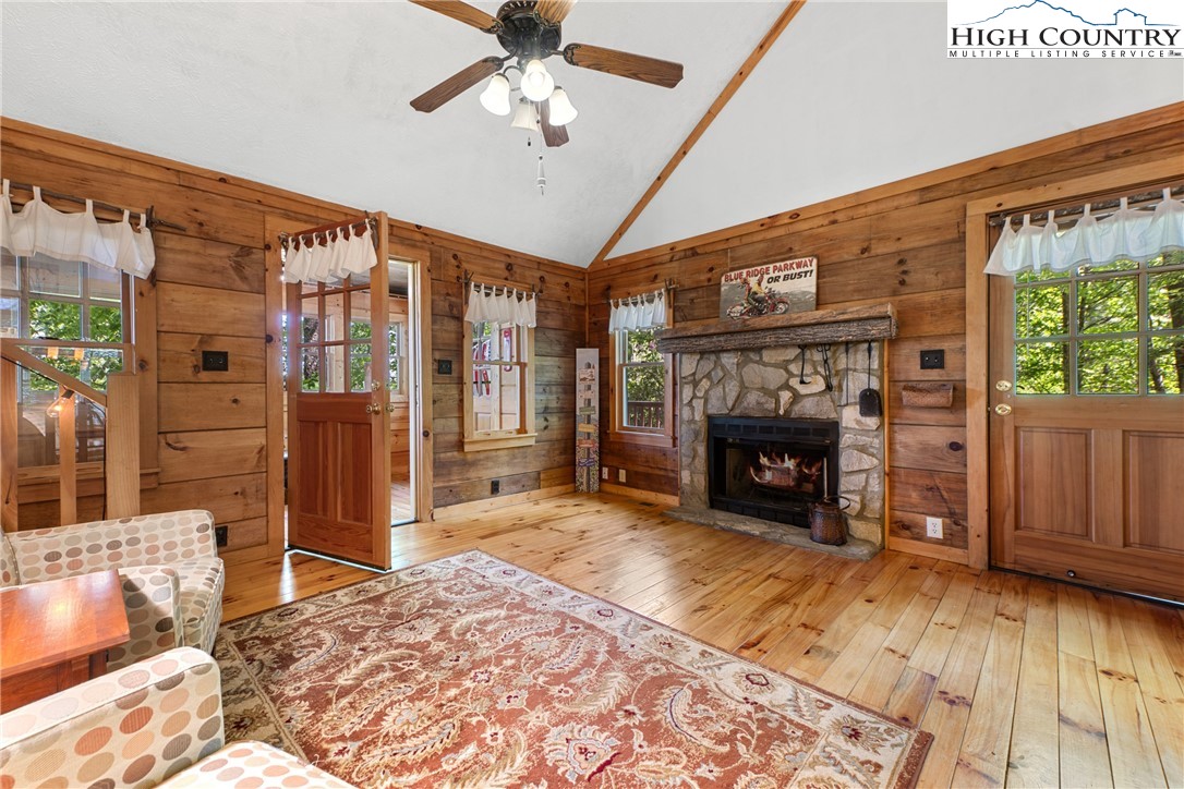 348 Laurelwood Lane Boone, NC 28607 - Photo 8 of 28