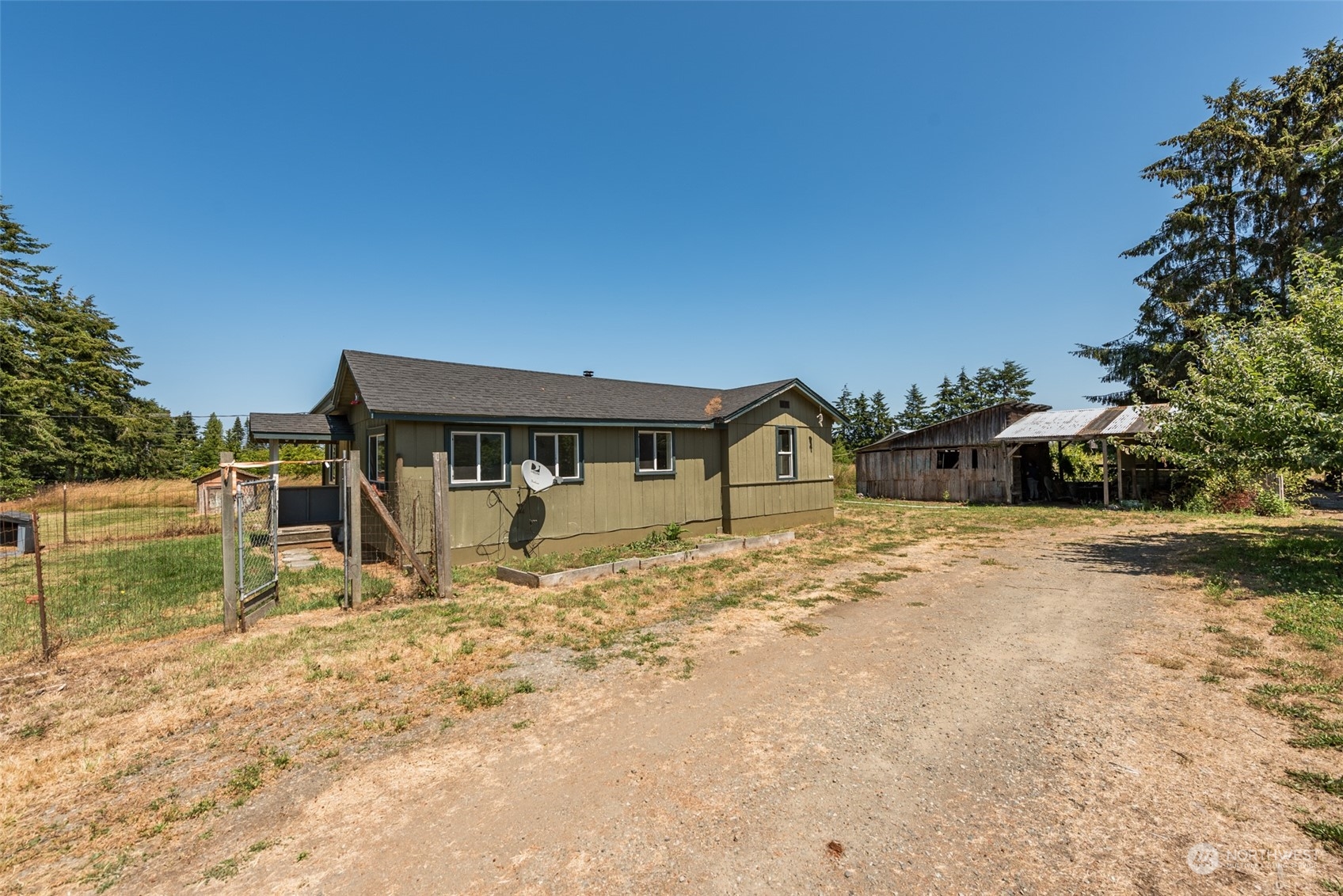 432 Matson Road Port Angeles, WA 98362 - Photo 4 of 40 Gallery Image 4