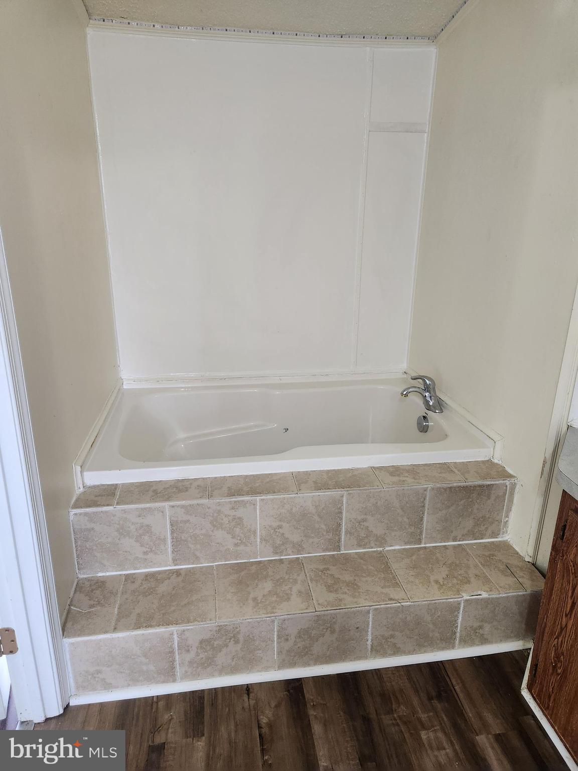 121 Connector Road Martinsburg, WV 25405 - Photo 6 of 11