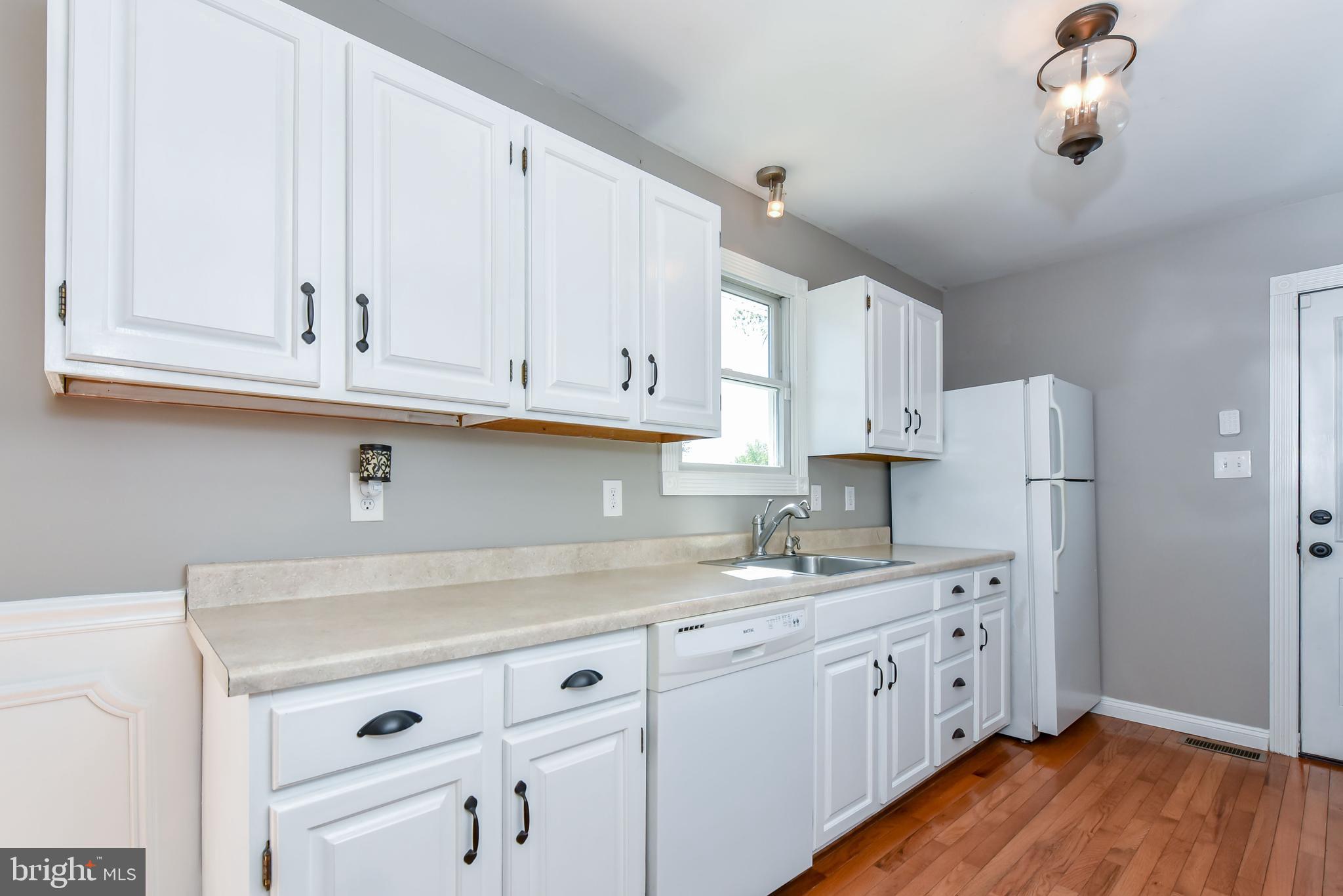 1842 Appleton Road Elkton, MD 21921 - Photo 11 of 21 Fresh, bright kitchen with lots of cabinet space