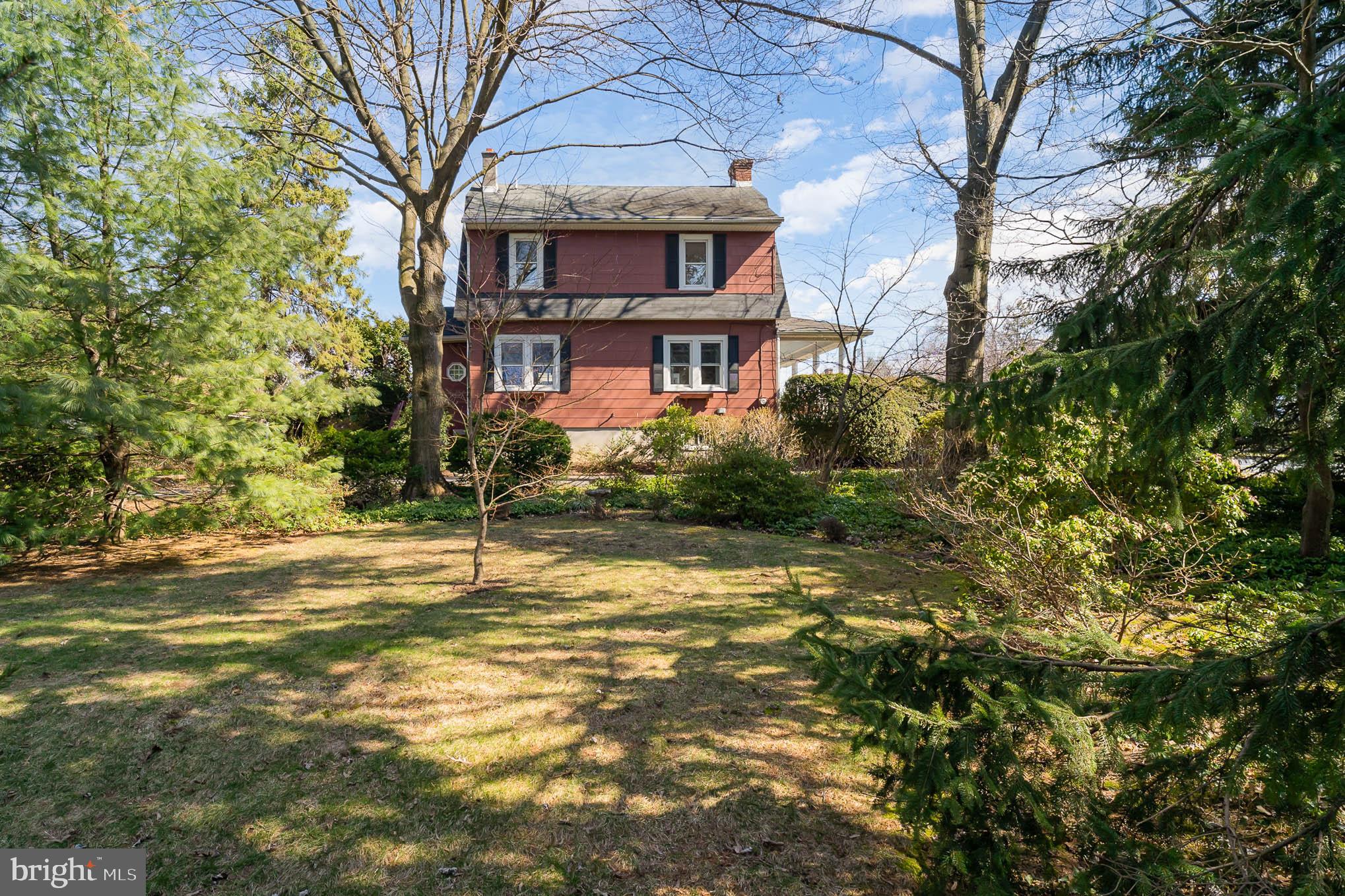 35 West 4th Avenue Lititz, PA 17543 - Photo 37 of 55 a house view with a outdoor space