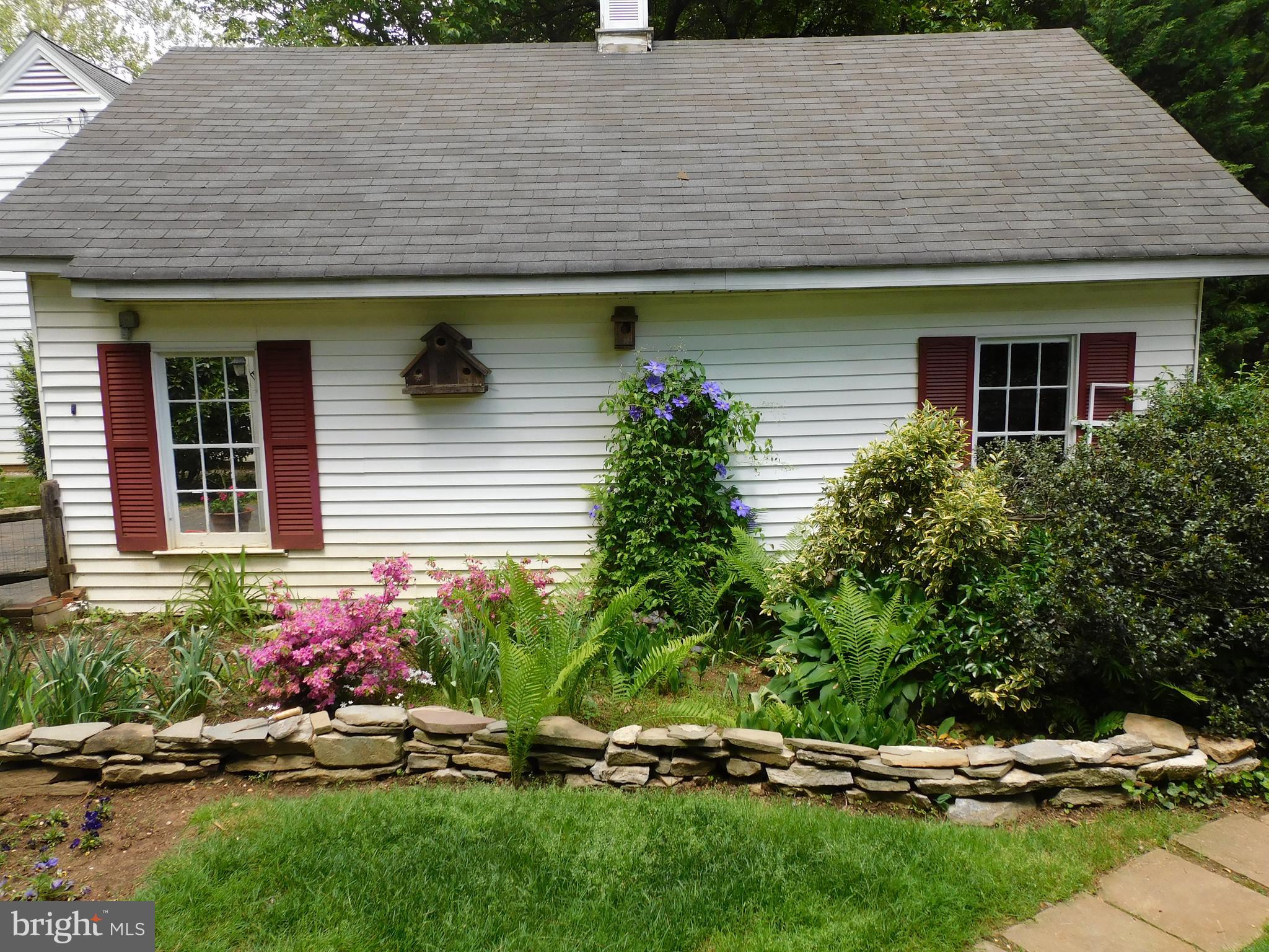 35 West 4th Avenue Lititz, PA 17543 - Photo 44 of 55 a backyard of a house with lots of green space