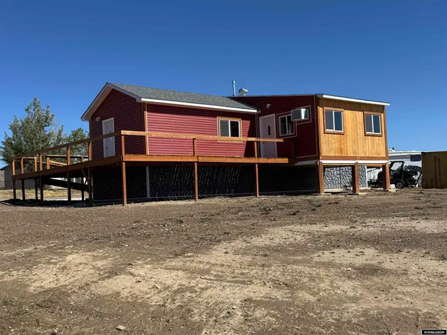 $225,000 | 2207 5th Street, Hanna, WY 82327