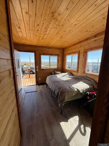 $225,000 | 2207 5th Street, Hanna, WY 82327