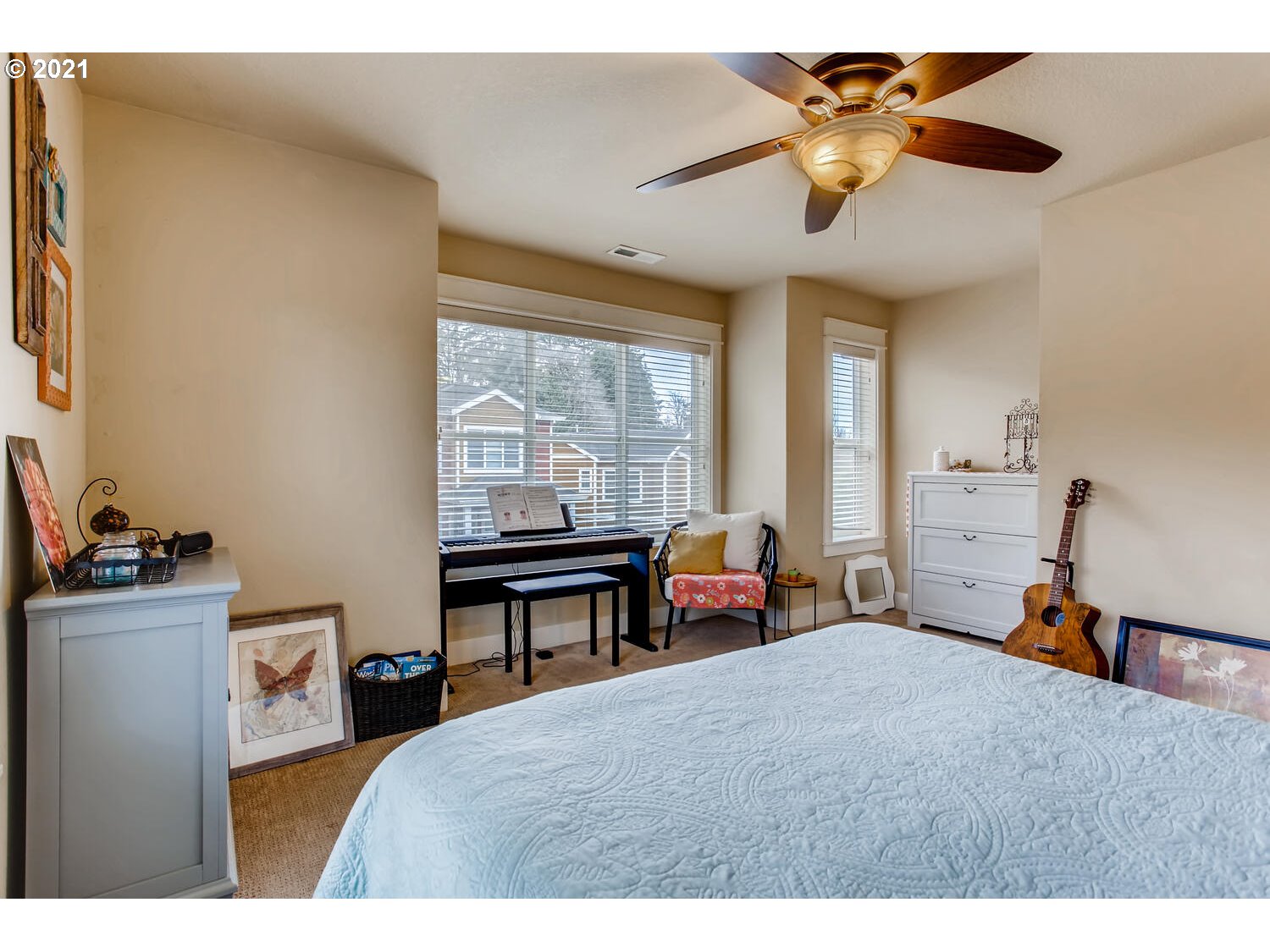 5113 Southwest Shattuck Road, Unit 20 Portland, OR 97221 - Photo 17 of 29 Gallery Image 17