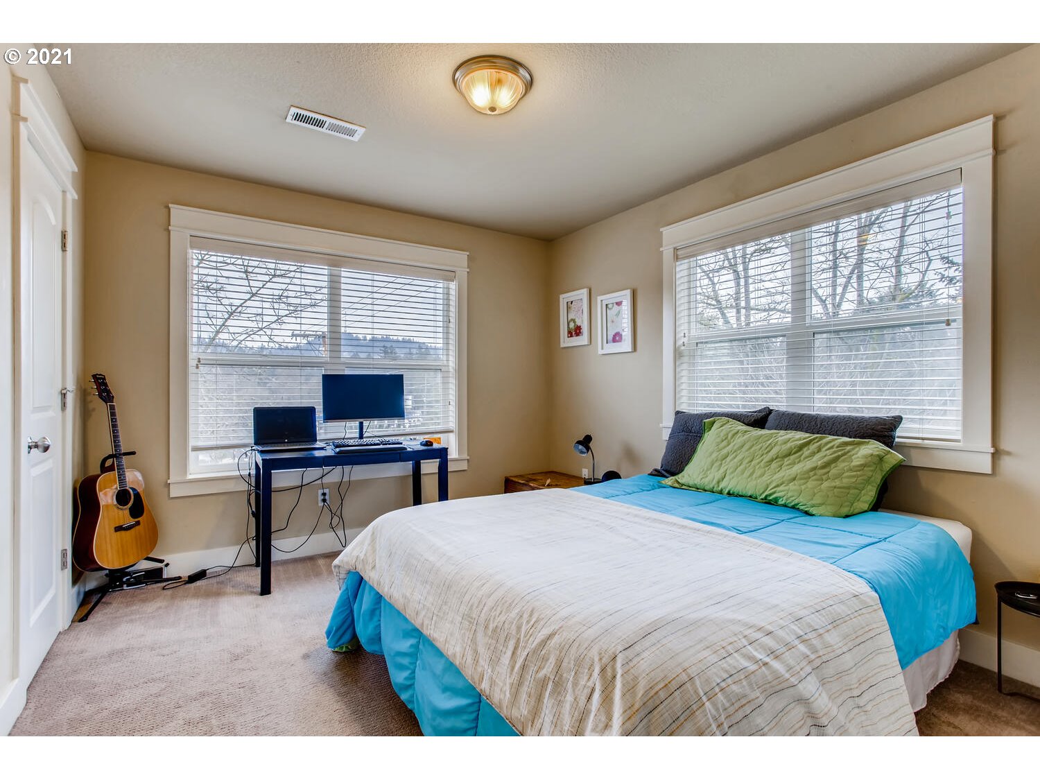 5113 Southwest Shattuck Road, Unit 20 Portland, OR 97221 - Photo 21 of 29 Gallery Image 21