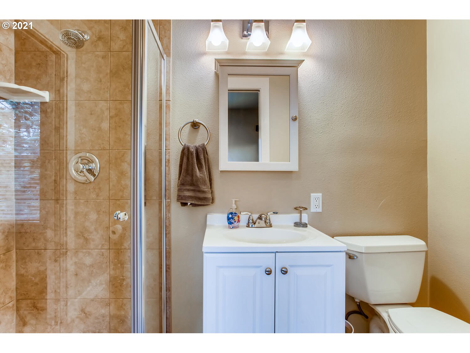 5113 Southwest Shattuck Road, Unit 20 Portland, OR 97221 - Photo 26 of 29 Gallery Image 26