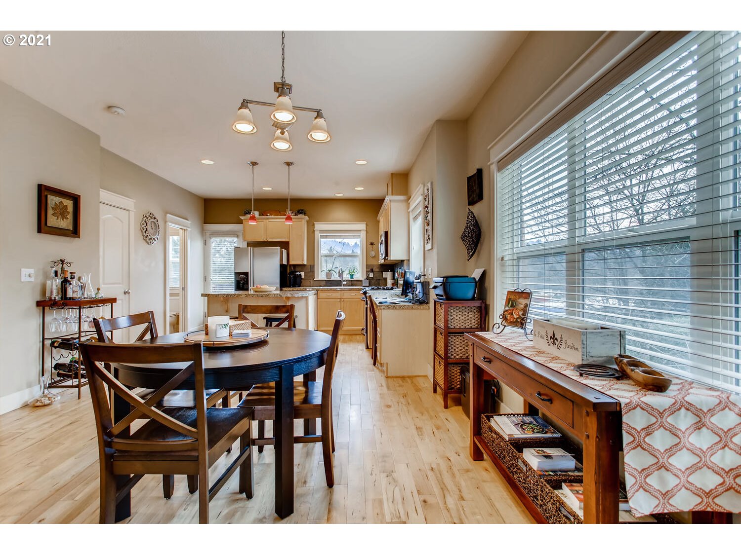 5113 Southwest Shattuck Road, Unit 20 Portland, OR 97221 - Photo 7 of 29 Gallery Image 7