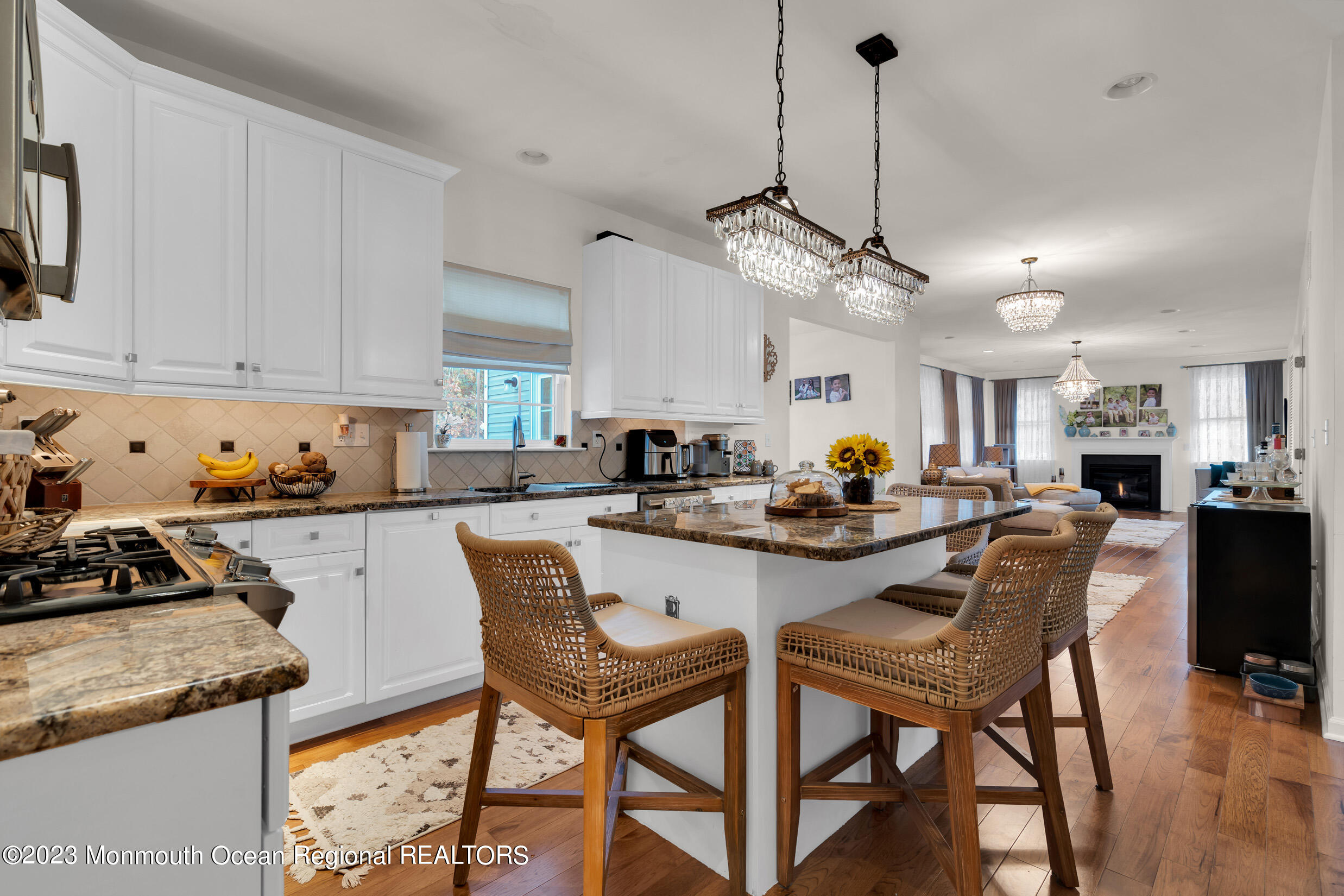 17 Bellagio Road Jackson, NJ 08527 - Photo 23 of 96 5 (15)