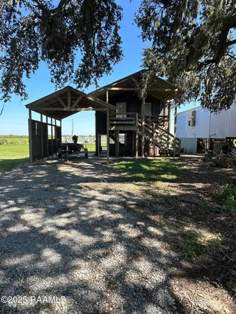 $200,000 | 24352 Front Ridge Road, Grand Chenier, LA 70643