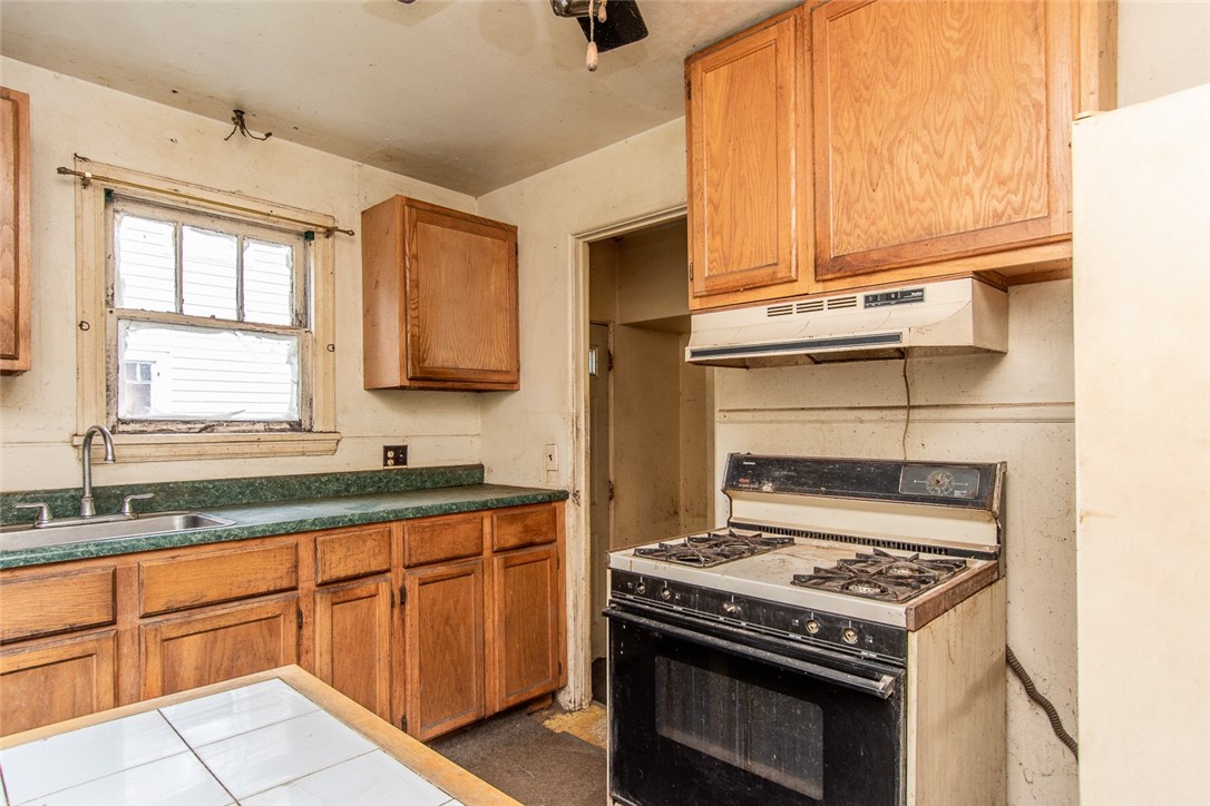 67 Redwood Road Rochester, NY 14615 - Photo 12 of 31