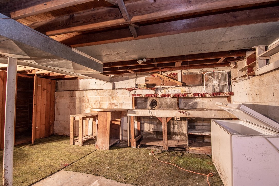 67 Redwood Road Rochester, NY 14615 - Photo 25 of 31