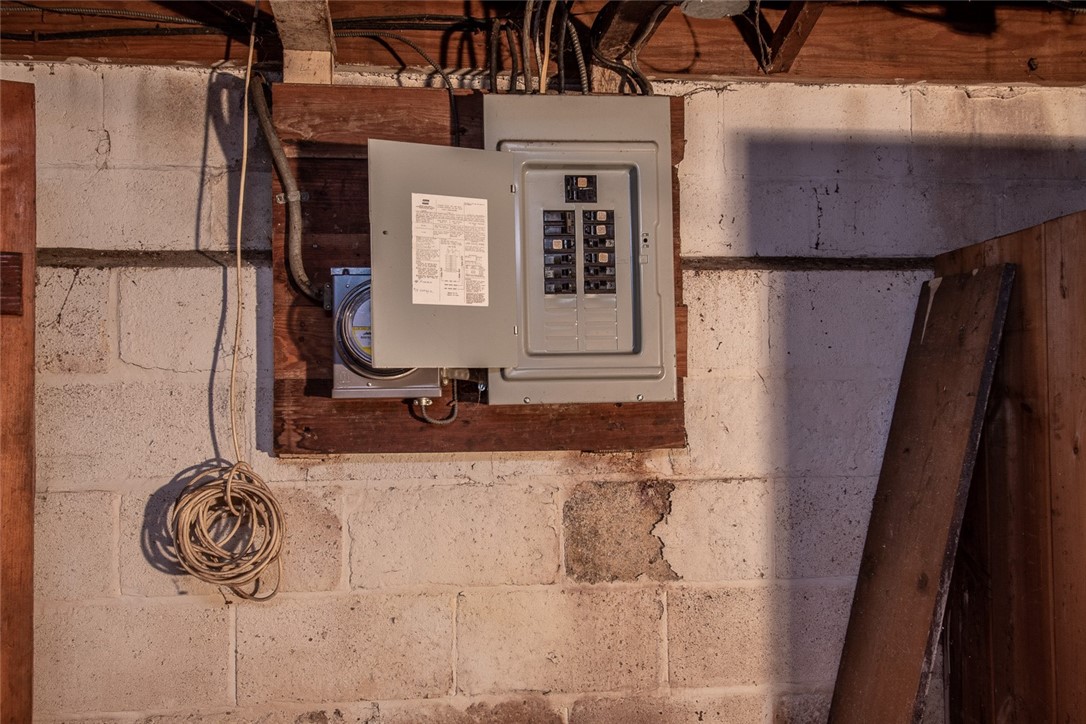 67 Redwood Road Rochester, NY 14615 - Photo 27 of 31