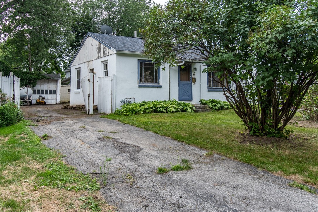 67 Redwood Road Rochester, NY 14615 - Photo 5 of 31