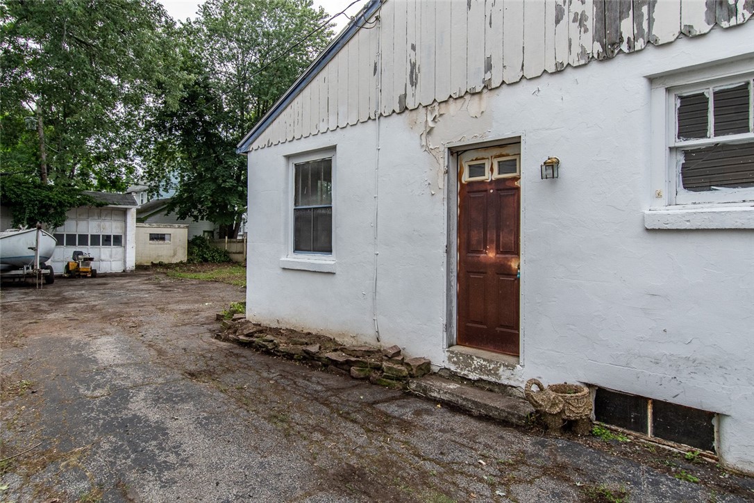 67 Redwood Road Rochester, NY 14615 - Photo 6 of 31