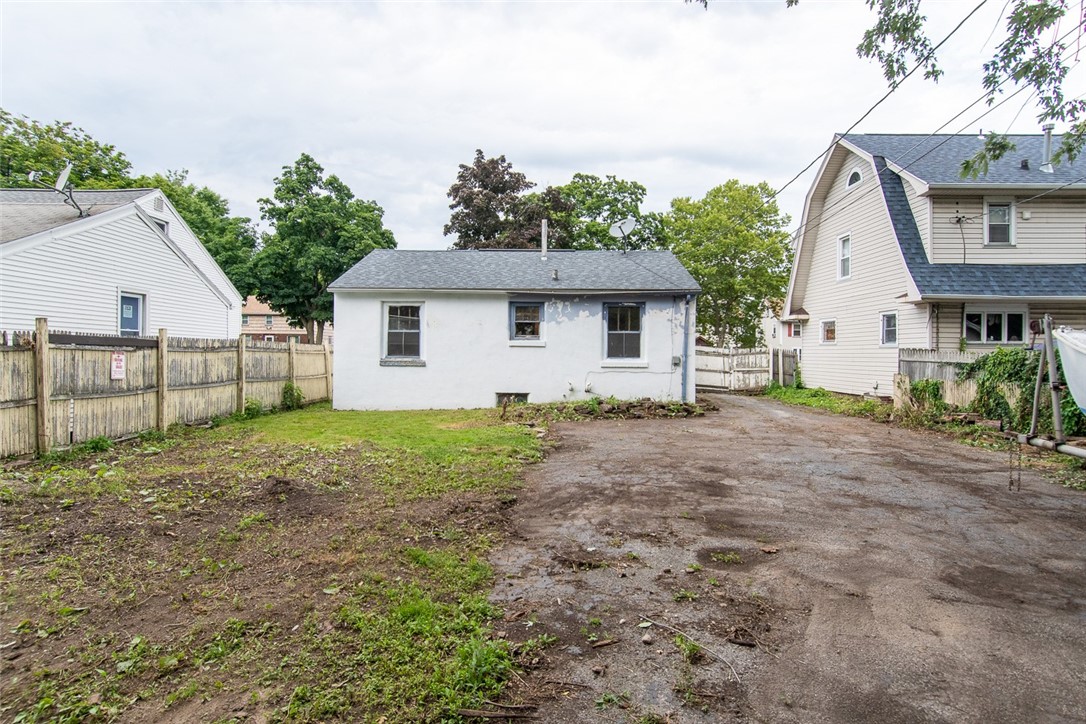 67 Redwood Road Rochester, NY 14615 - Photo 8 of 31