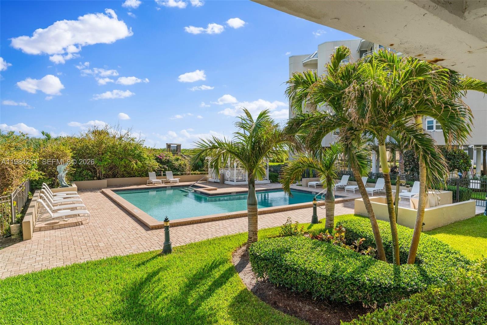 669 Northeast Plantation Road, Unit 406 Jensen Beach, FL 34957 - Photo 27 of 41