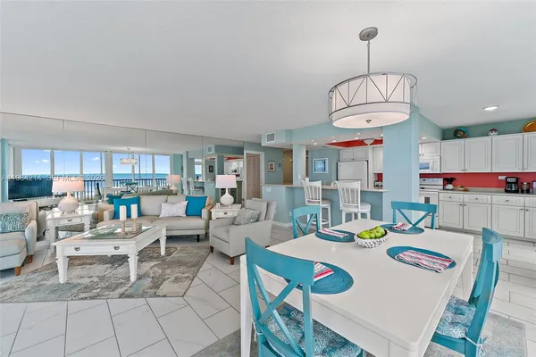 $3,500 | 669 Northeast Plantation Road, Unit 406, Jensen Beach, FL 34957