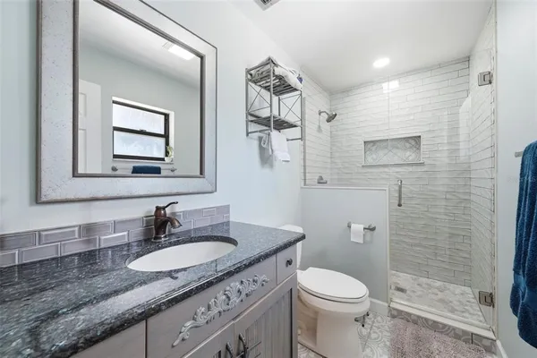 $360,000 | 923 Park Drive, Tavares, FL 32778