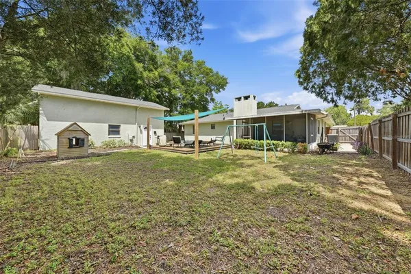 $360,000 | 923 Park Drive, Tavares, FL 32778