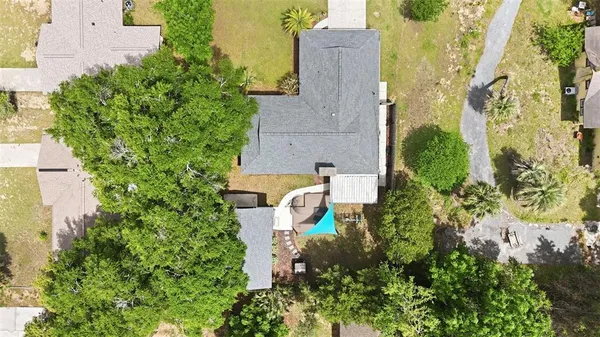 $360,000 | 923 Park Drive, Tavares, FL 32778