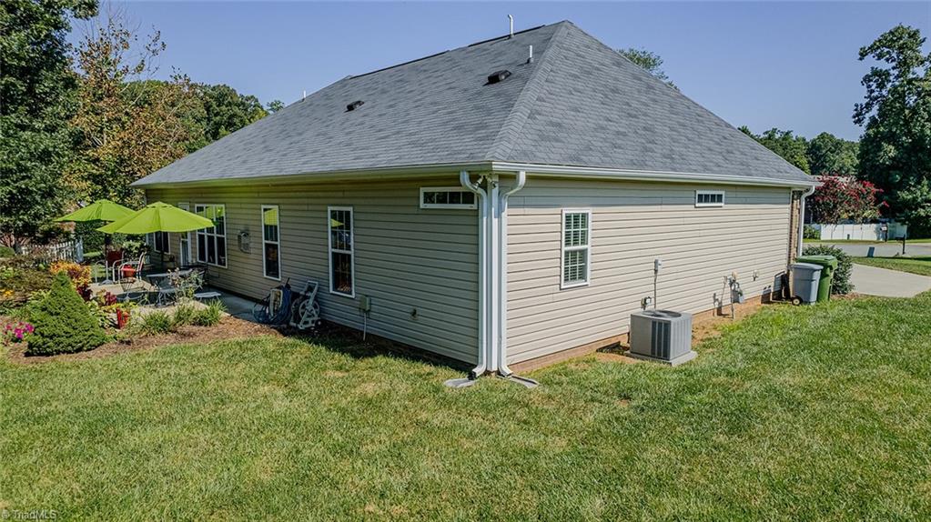 605 Compton Court Graham, NC 27253 - Photo 20 of 46 Gallery Image 20