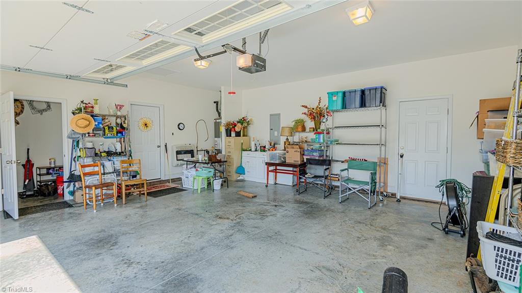 605 Compton Court Graham, NC 27253 - Photo 37 of 46 Gallery Image 37