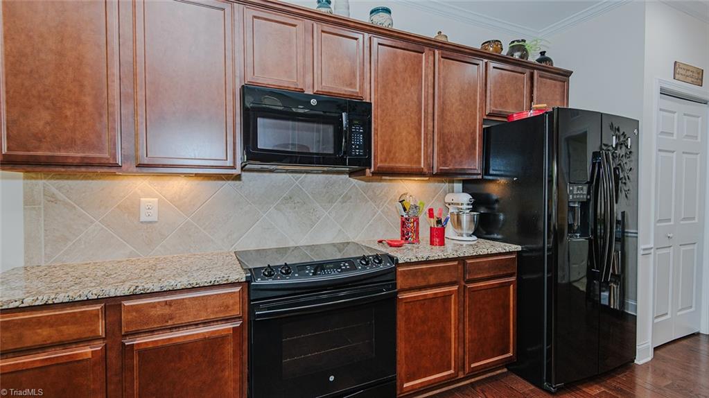605 Compton Court Graham, NC 27253 - Photo 39 of 46 Gallery Image 39