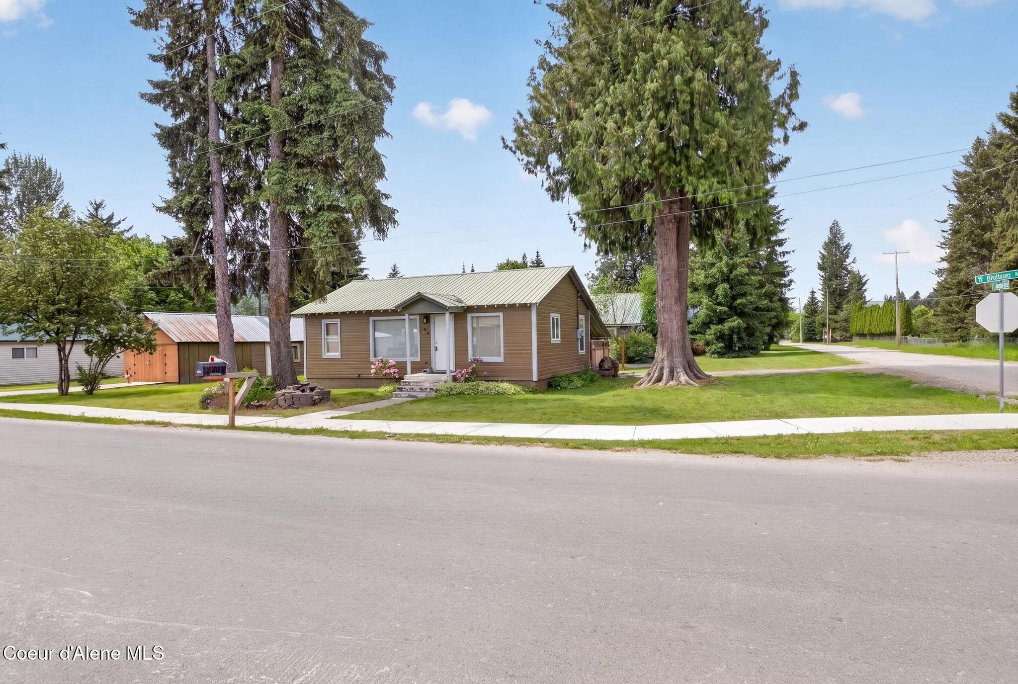 103 Stephen Street Clark Fork, ID 83811 - Photo 12 of 37 30-web-or-mls-DSC04350