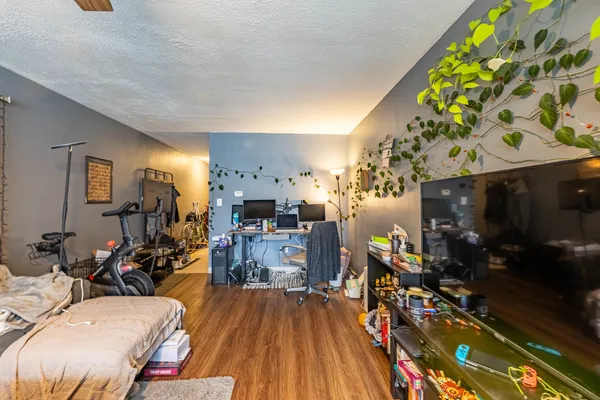 $164,900 | 1008 Washington Boulevard, Unit 5, Oak Park, IL 60302