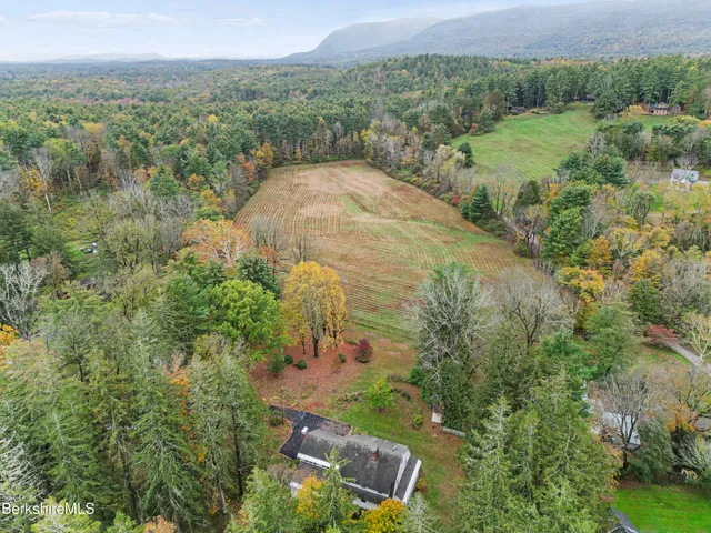 $1,395,000 | 20 Sheffield-Egremont Road, Great Barrington, MA 01230