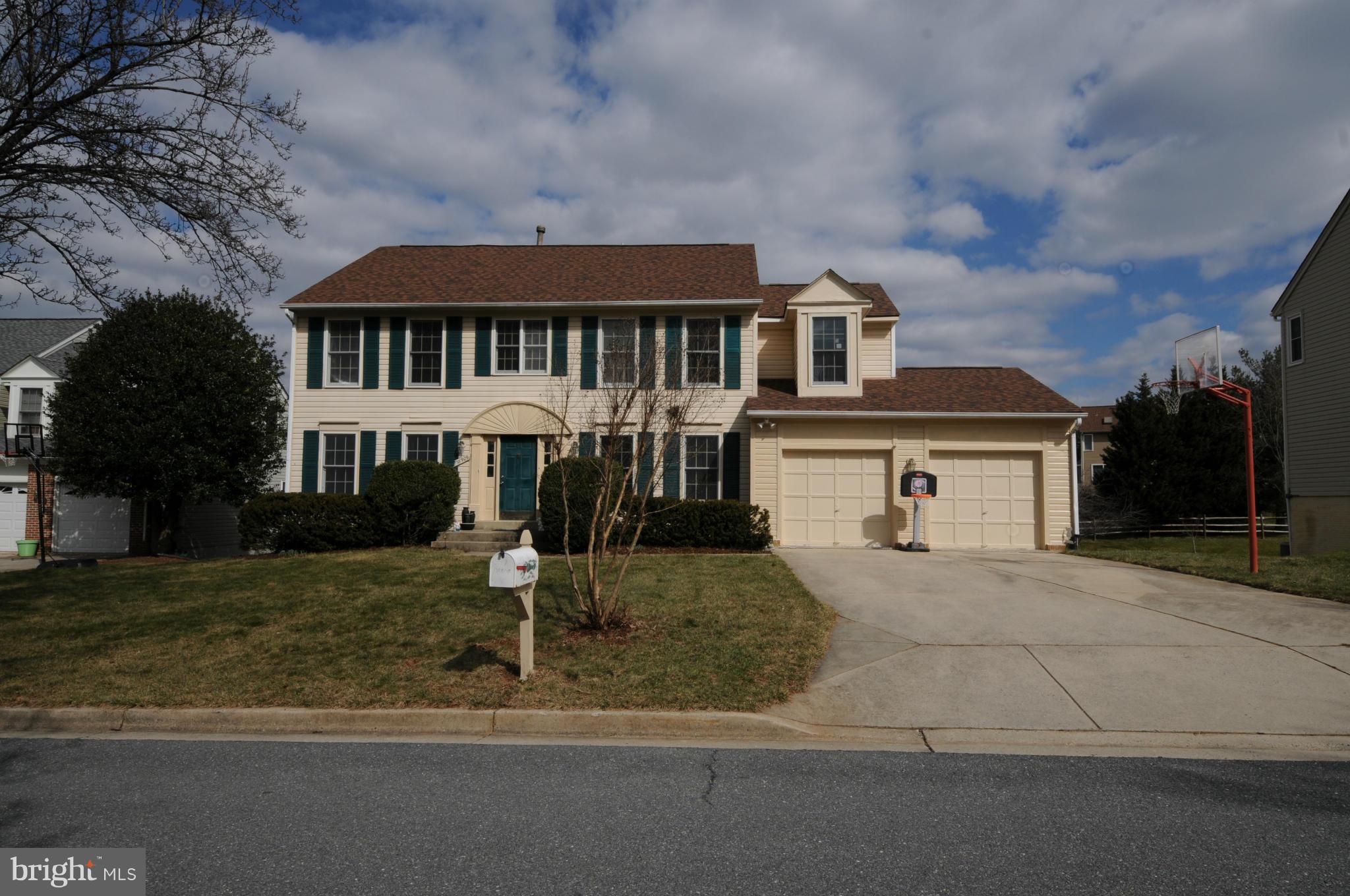 18909 Falling Star Road Germantown, MD 20874 - Photo 1 of 28 Exterior (Front)